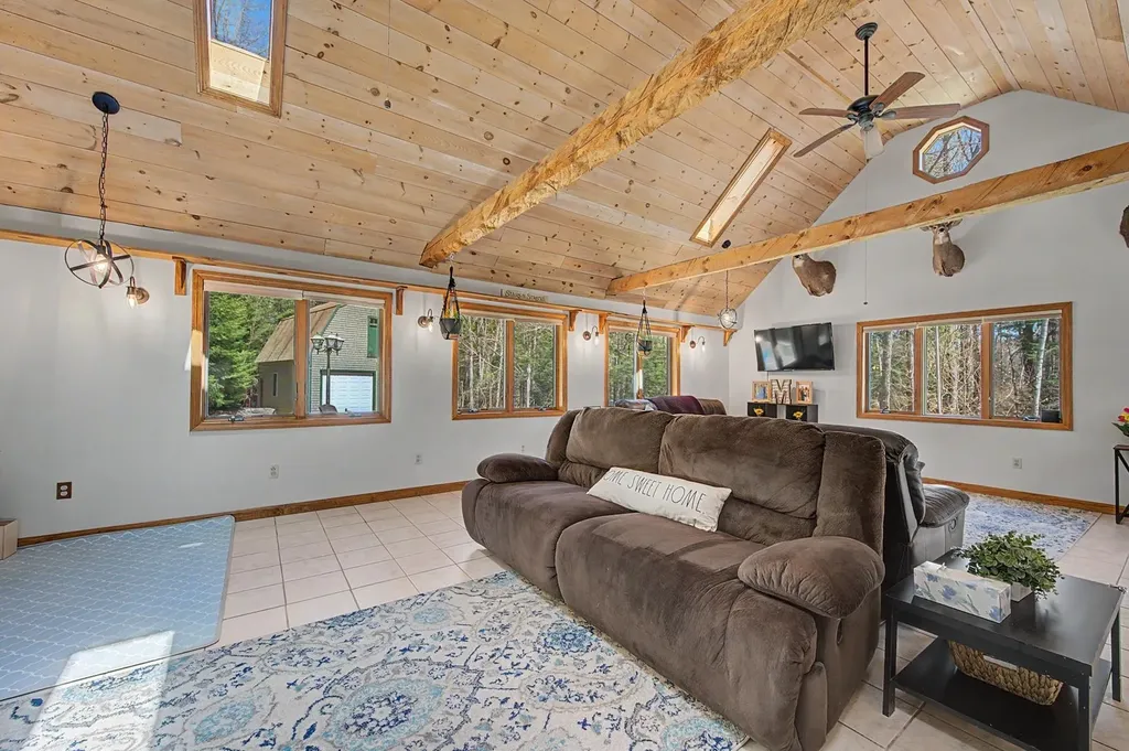 22 Anderson Road Unity NH 03773