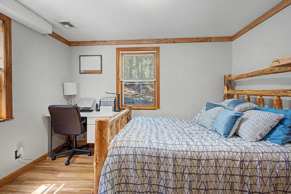 22 Anderson Road Unity NH 03773