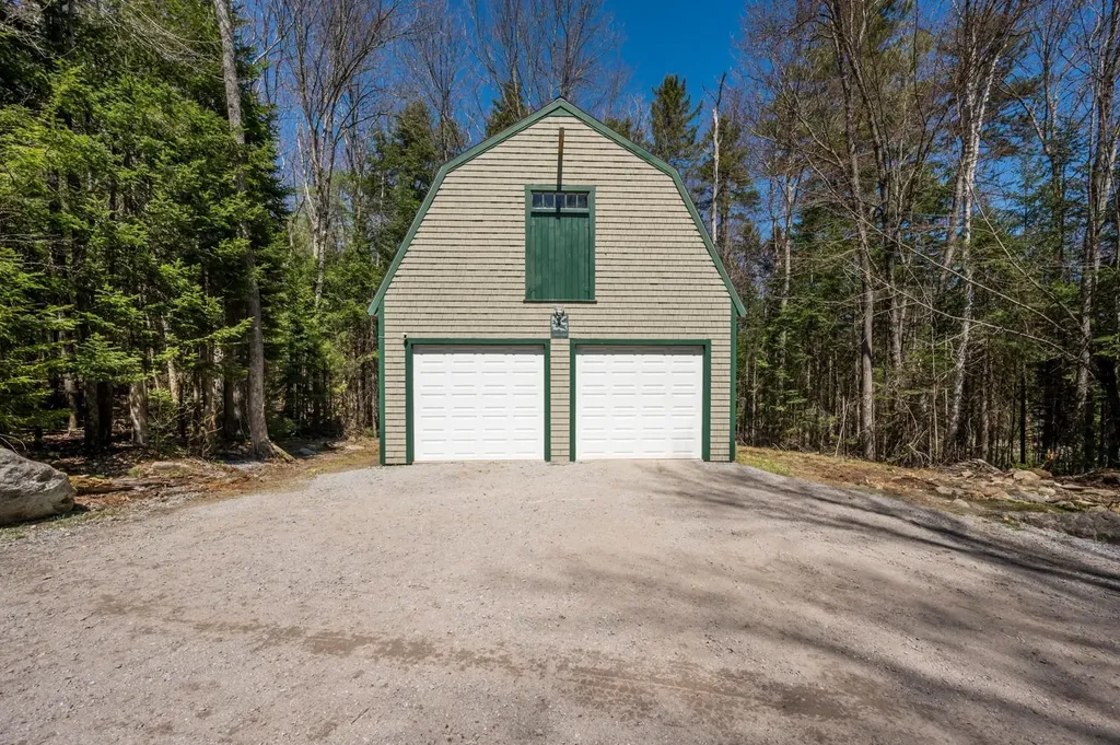 22 Anderson Road Unity NH 03773