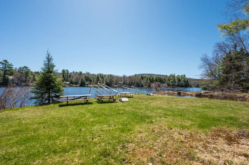 22 Anderson Road Unity NH 03773