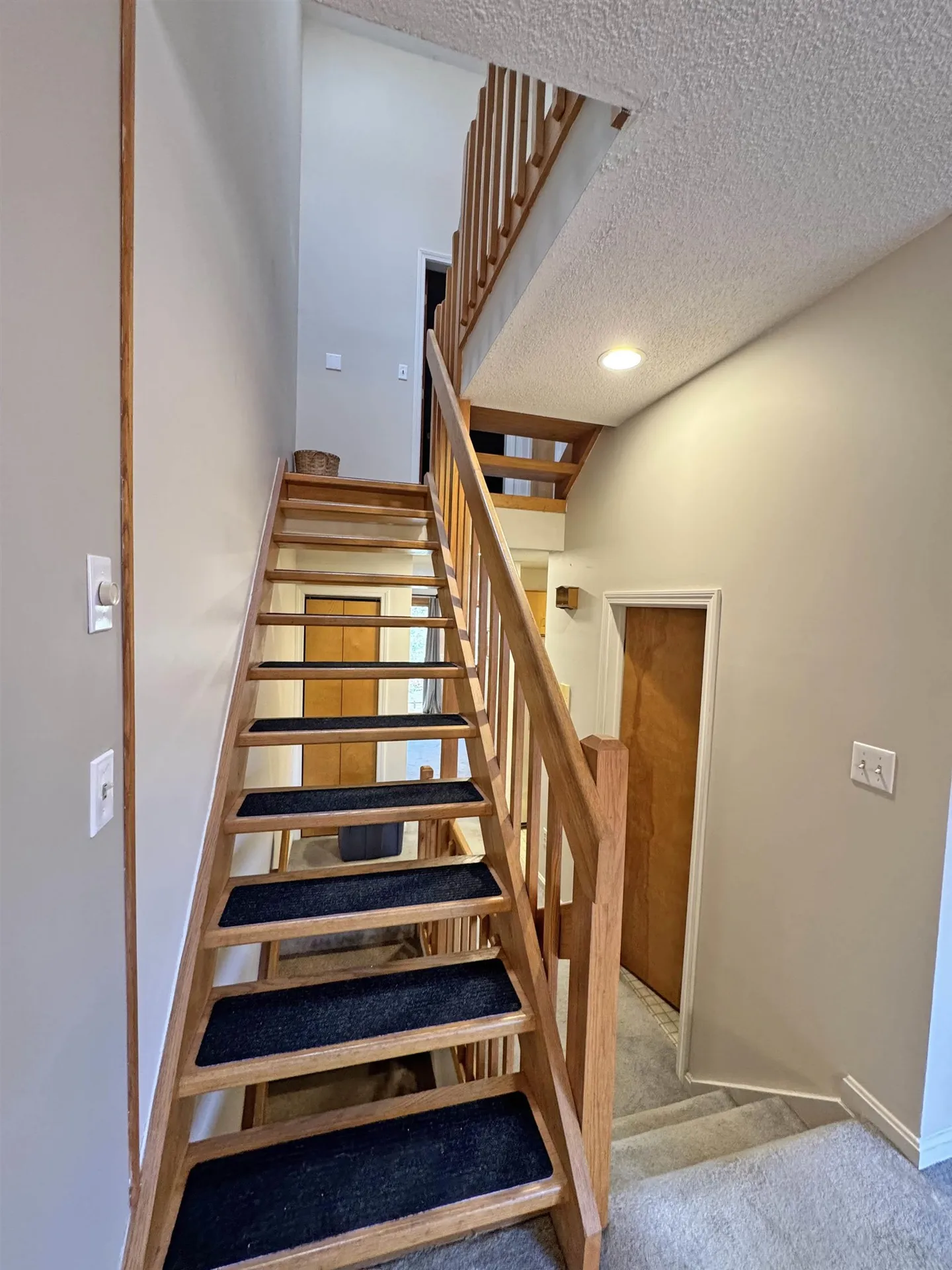 17 Robin Way Brattleboro VT 05301