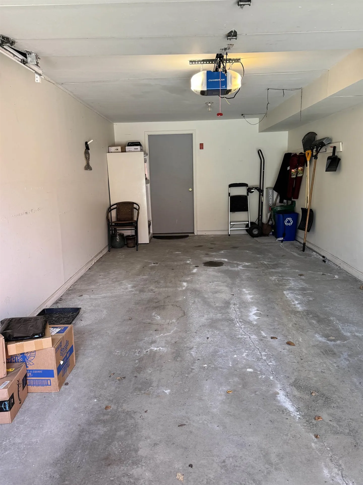 17 Robin Way Brattleboro VT 05301