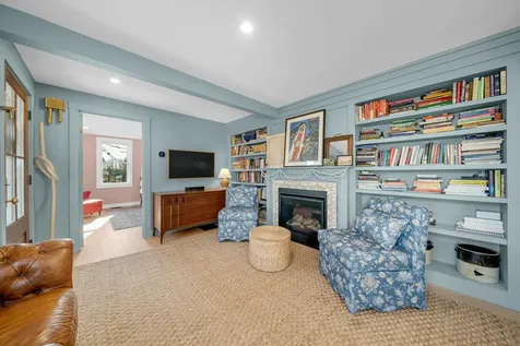 54 Middle Road Brentwood NH 03833