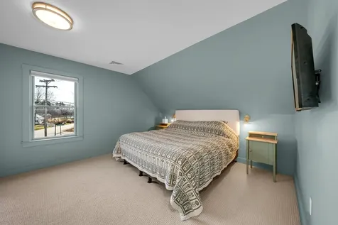 54 Middle Road Brentwood NH 03833