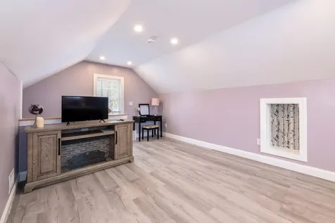 5-11 Violette Circle Laconia NH 03246