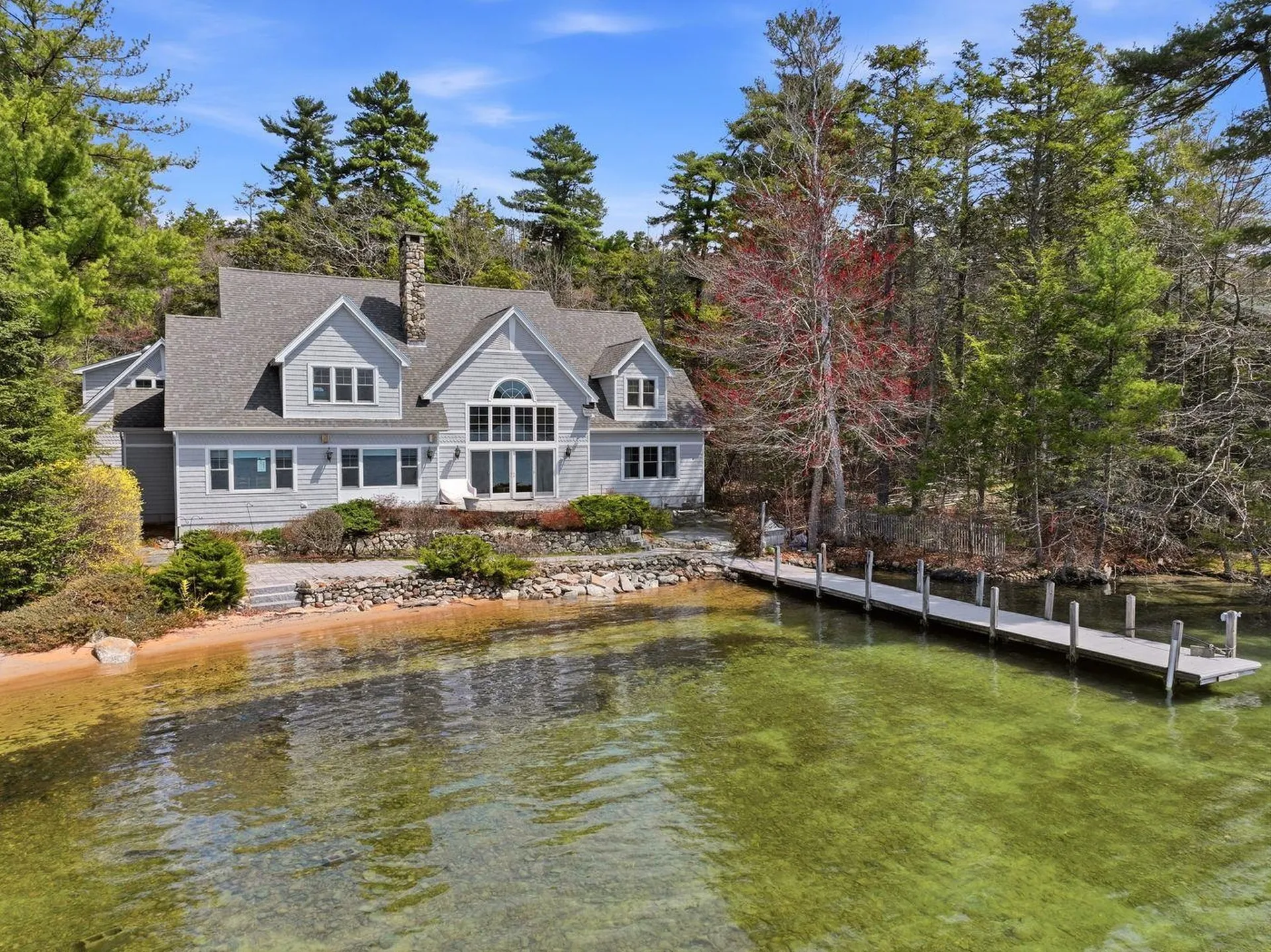 35 Rocky Shore Road Wolfeboro NH 03894