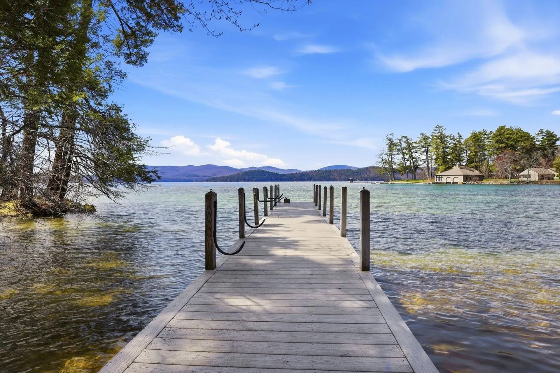 35 Rocky Shore Road Wolfeboro NH 03894