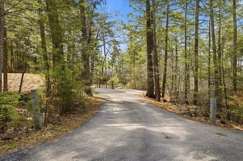 35 Rocky Shore Road Wolfeboro NH 03894