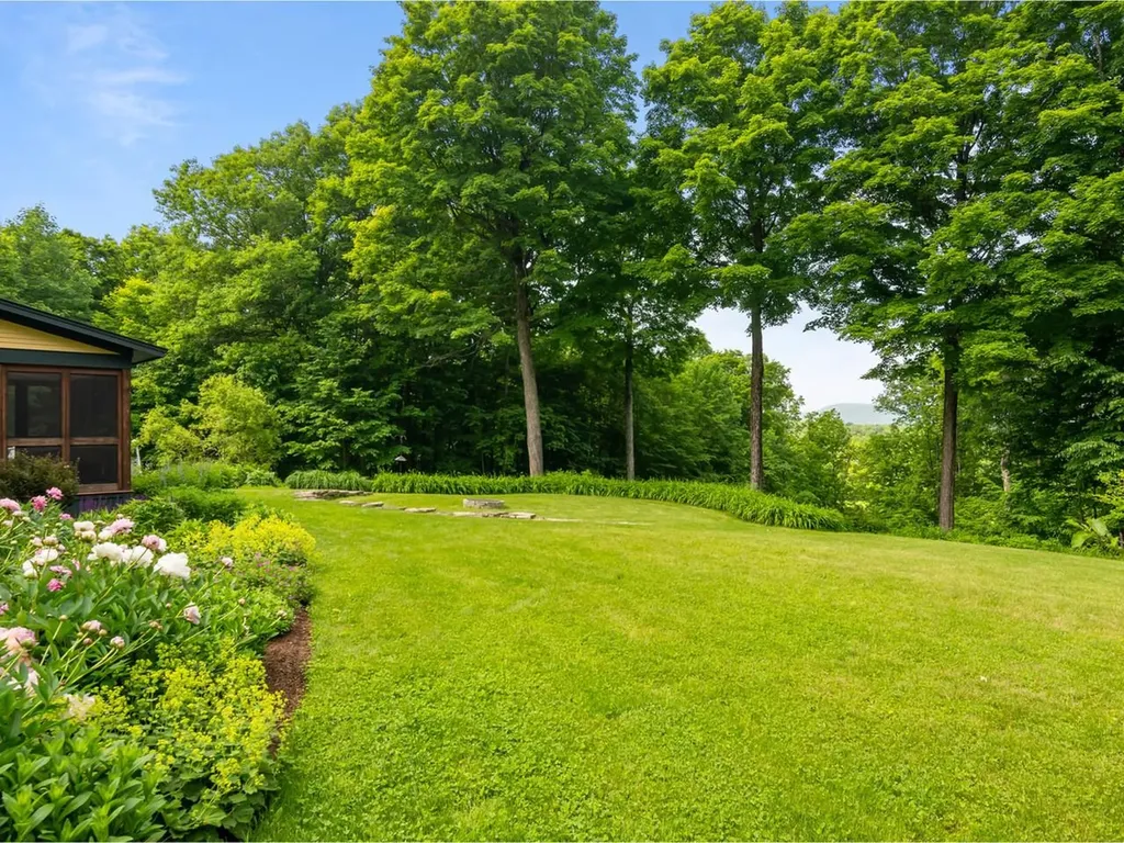 4602 Greenbush Road Charlotte VT 05445