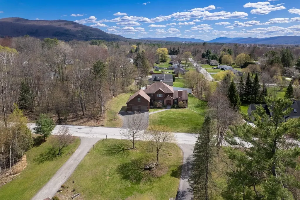 10 Upland Drive Rutland City VT 05701