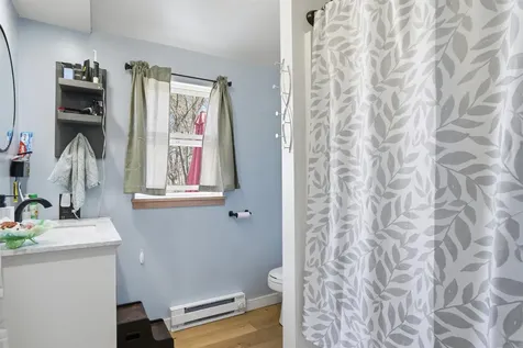 33 Walnut Street Rochester NH 03867