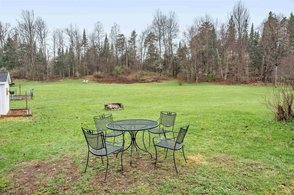 711 Knowles Flat Road Eden VT 05652