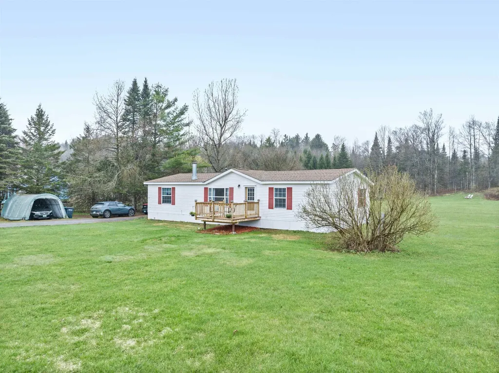 711 Knowles Flat Road Eden VT 05652