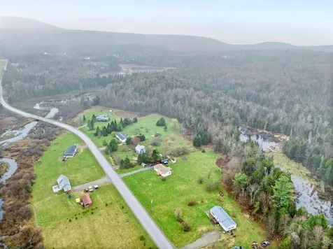 711 Knowles Flat Road Eden VT 05652