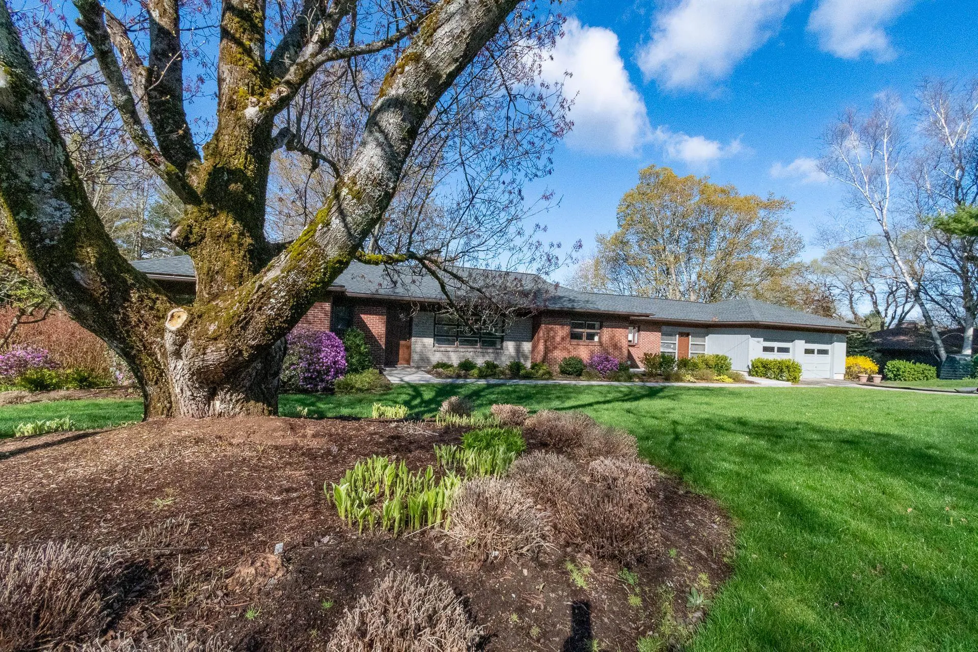 121 Madeline Road Manchester NH 03104