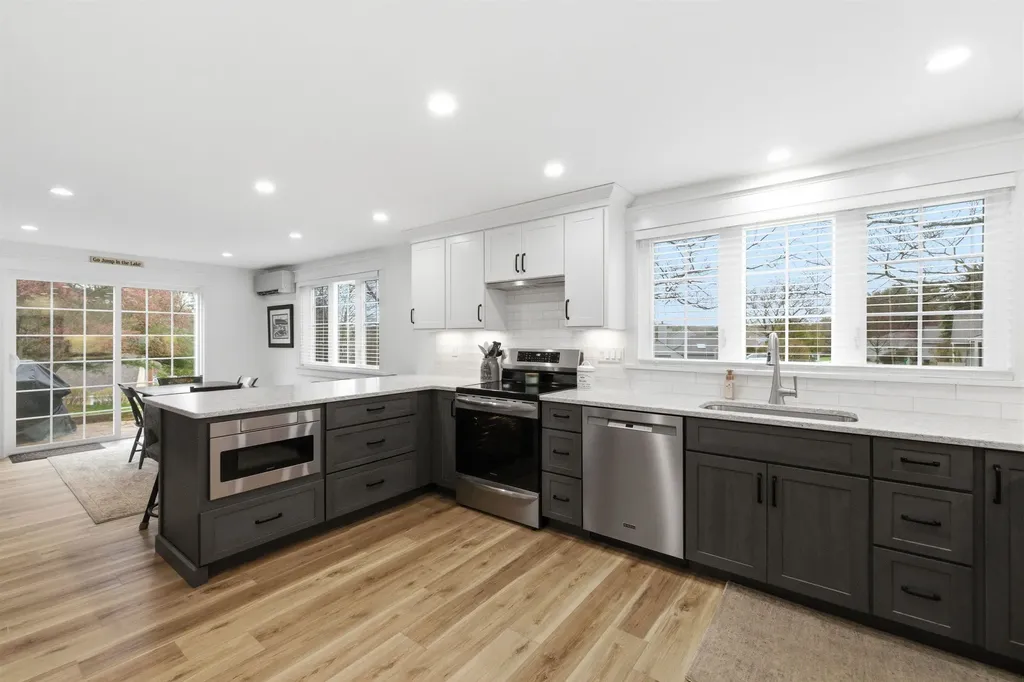 55 Garden Circle Laconia NH 03246