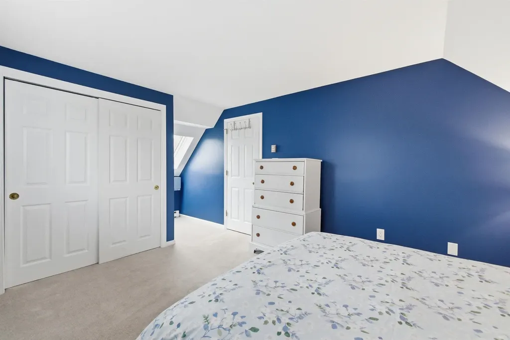 55 Garden Circle Laconia NH 03246