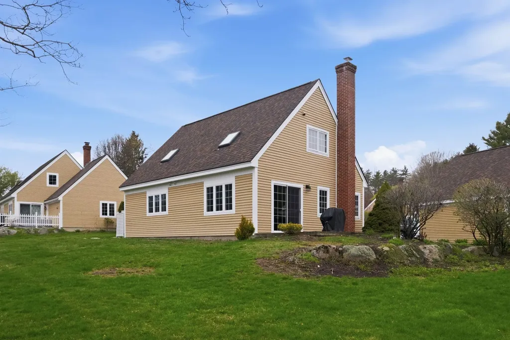 55 Garden Circle Laconia NH 03246