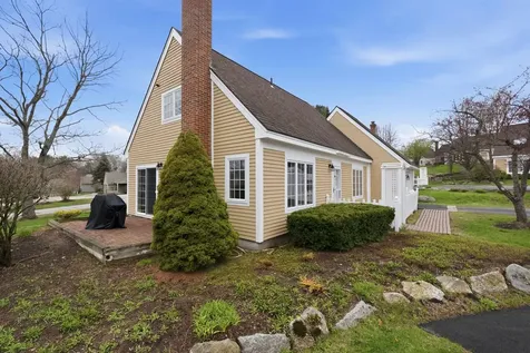 55 Garden Circle Laconia NH 03246