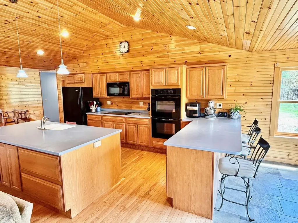 60 Glebe Road Westmoreland NH 03467