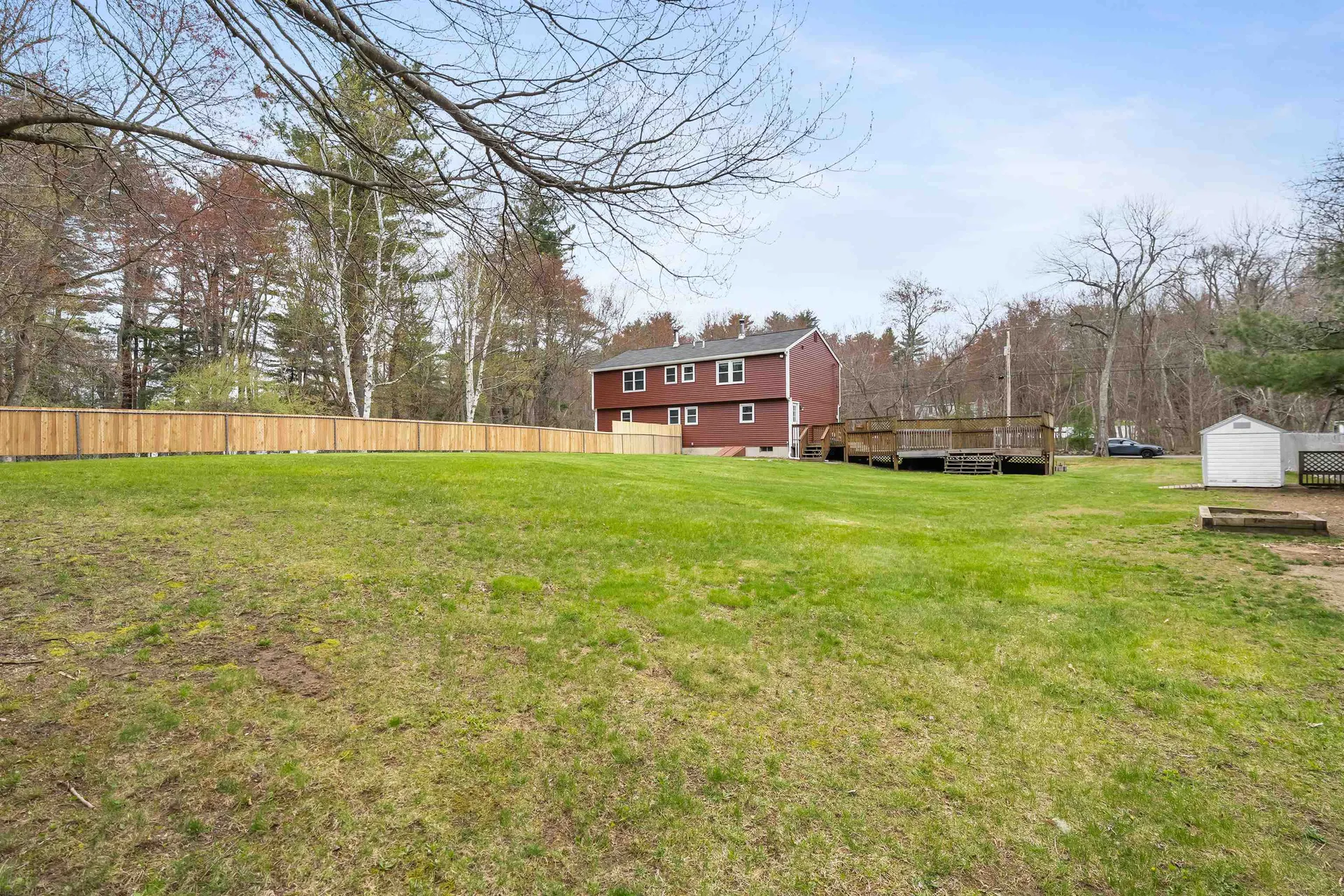 11 Coteville Road Londonderry NH 03053