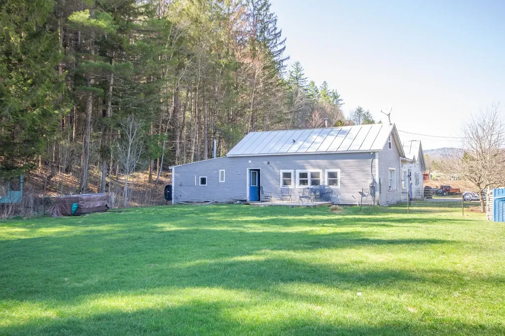 3873 Vt Route 100 Granville VT 05747
