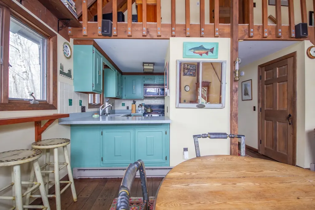 454 Edwin's Pond Road Rochester VT 05767