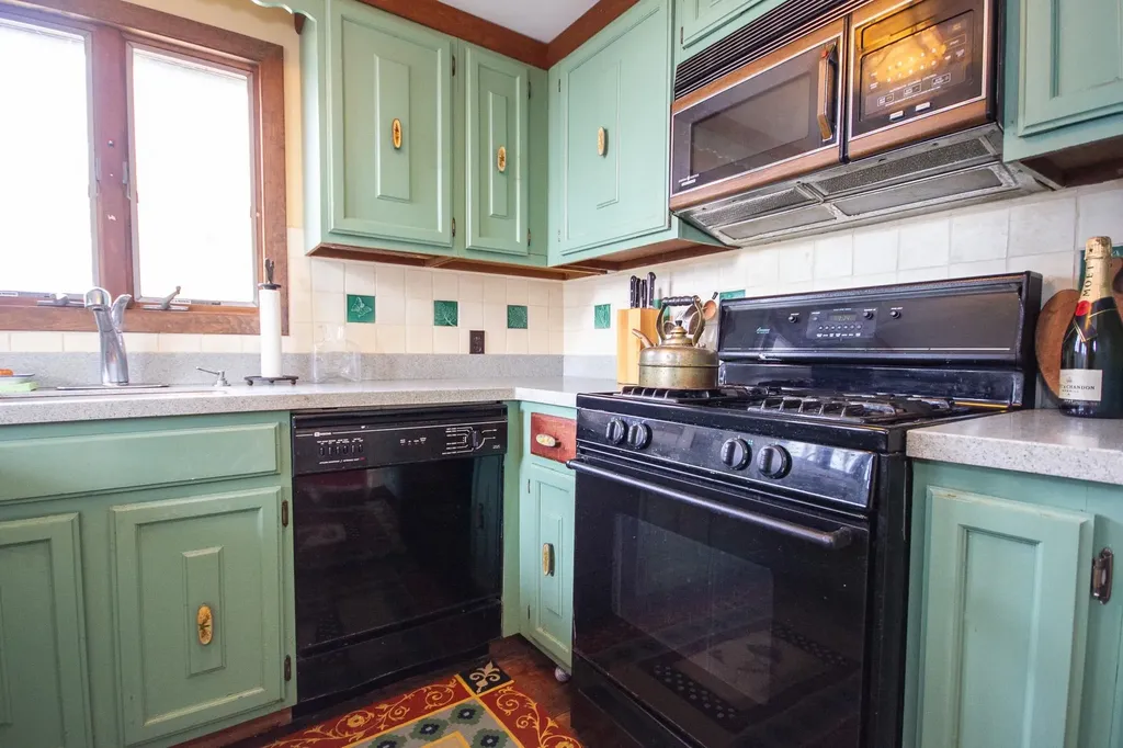 454 Edwin's Pond Road Rochester VT 05767
