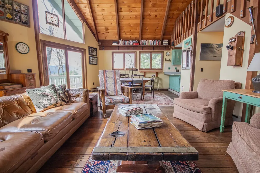 454 Edwin's Pond Road Rochester VT 05767