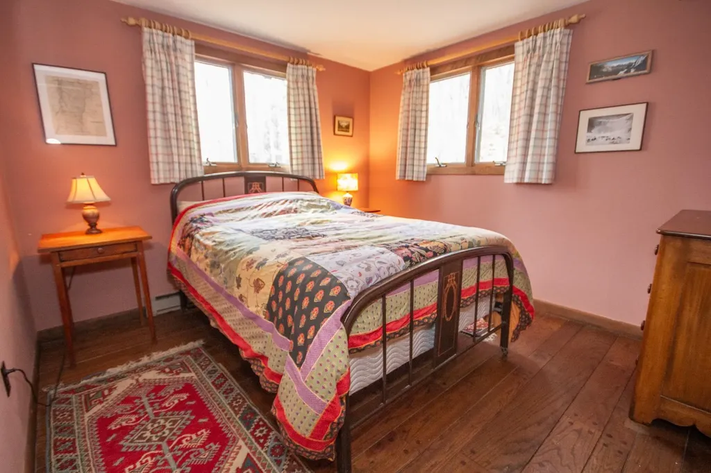 454 Edwin's Pond Road Rochester VT 05767