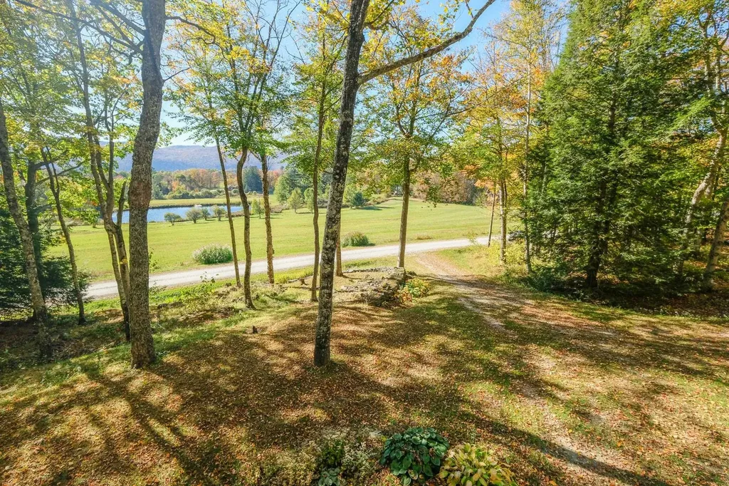 454 Edwin's Pond Road Rochester VT 05767