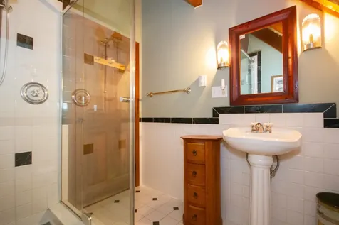 454 Edwin's Pond Road Rochester VT 05767