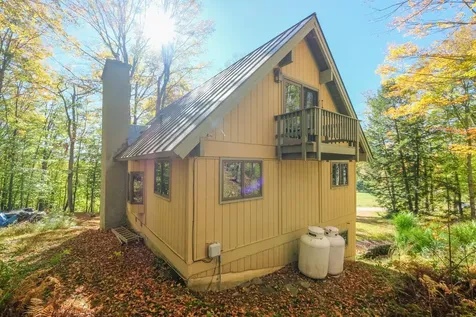 454 Edwin's Pond Road Rochester VT 05767