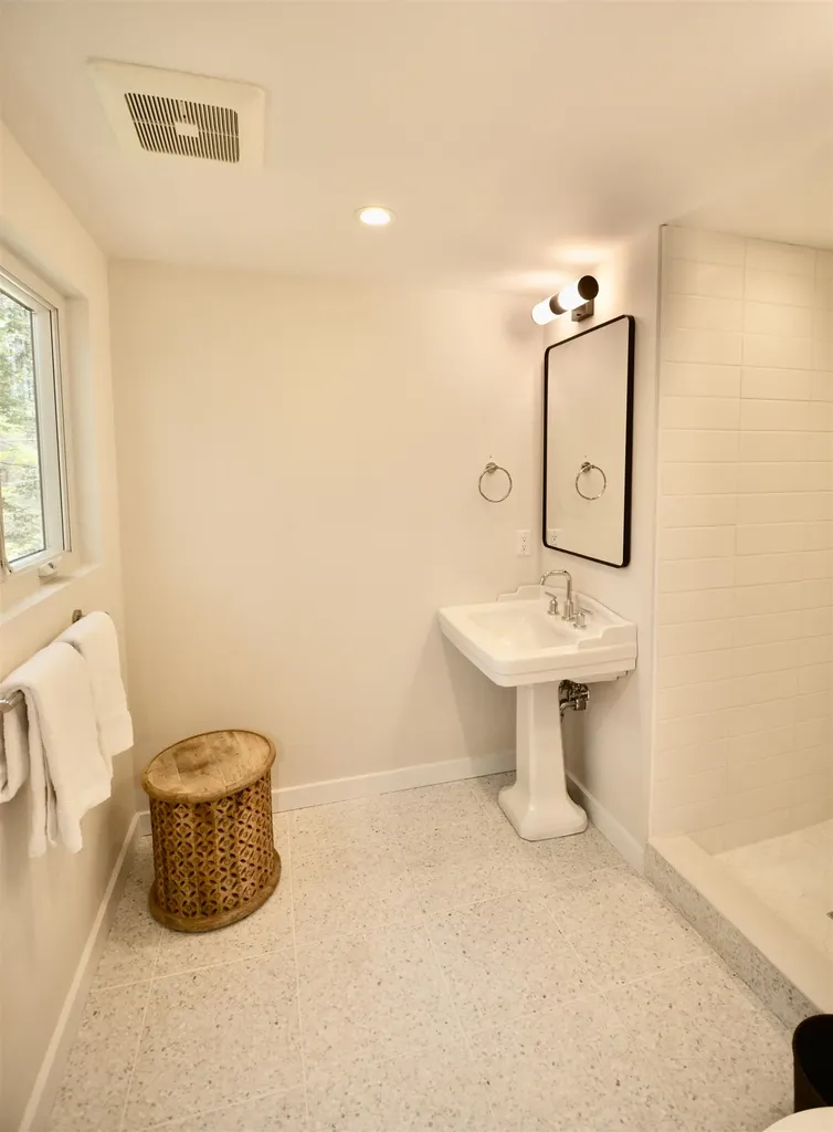 5 Auburn Brae Grantham NH 03753