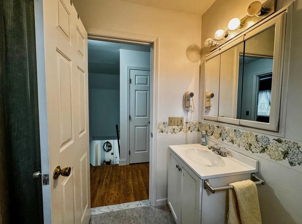341 Chester Knoll Drive Bennington VT 05201