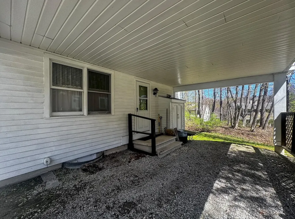 341 Chester Knoll Drive Bennington VT 05201