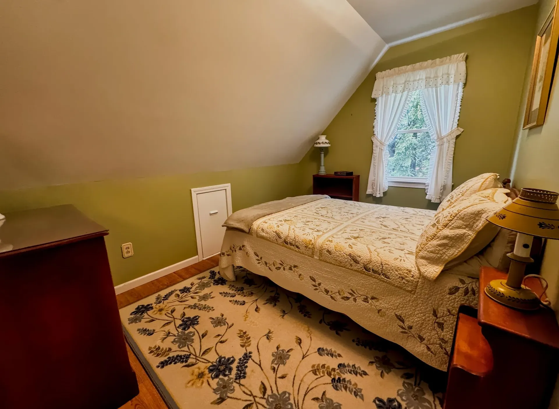 341 Chester Knoll Drive Bennington VT 05201