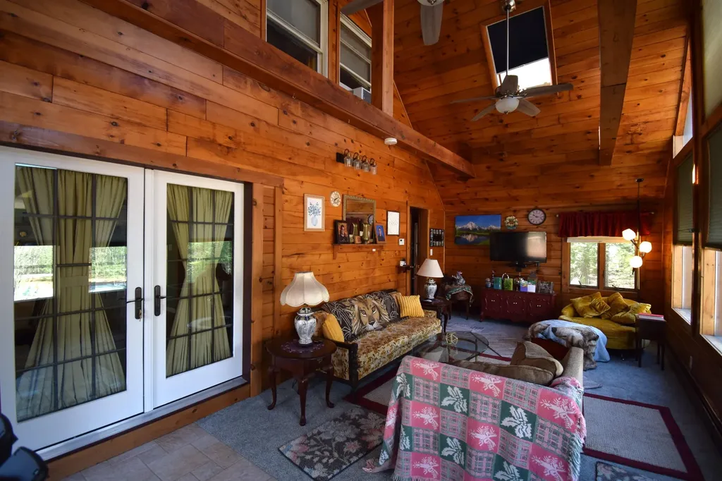 9 Ann Hannagan Lane Kingston NH 03848