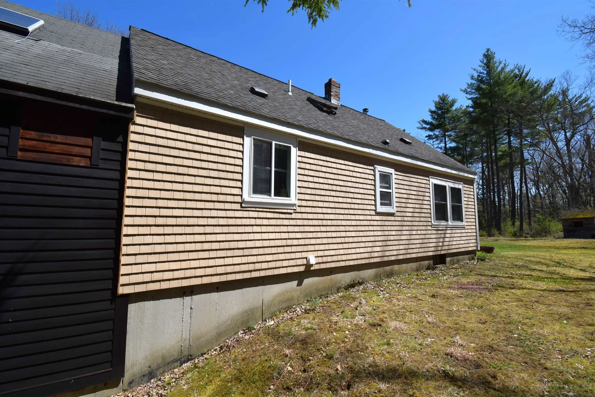 9 Ann Hannagan Lane Kingston NH 03848