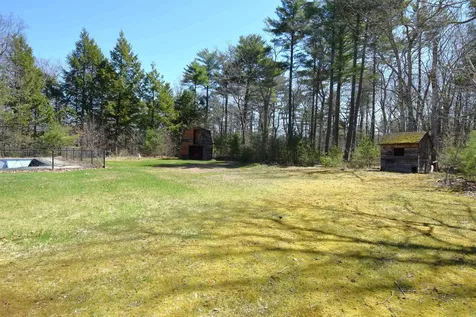 9 Ann Hannagan Lane Kingston NH 03848