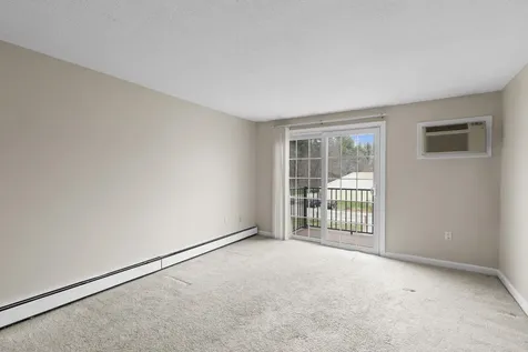209 White Cedar Boulevard Portsmouth NH 03801