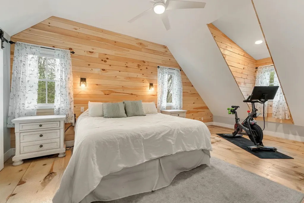 163 E Countryside Road Waterbury VT 05676-4491