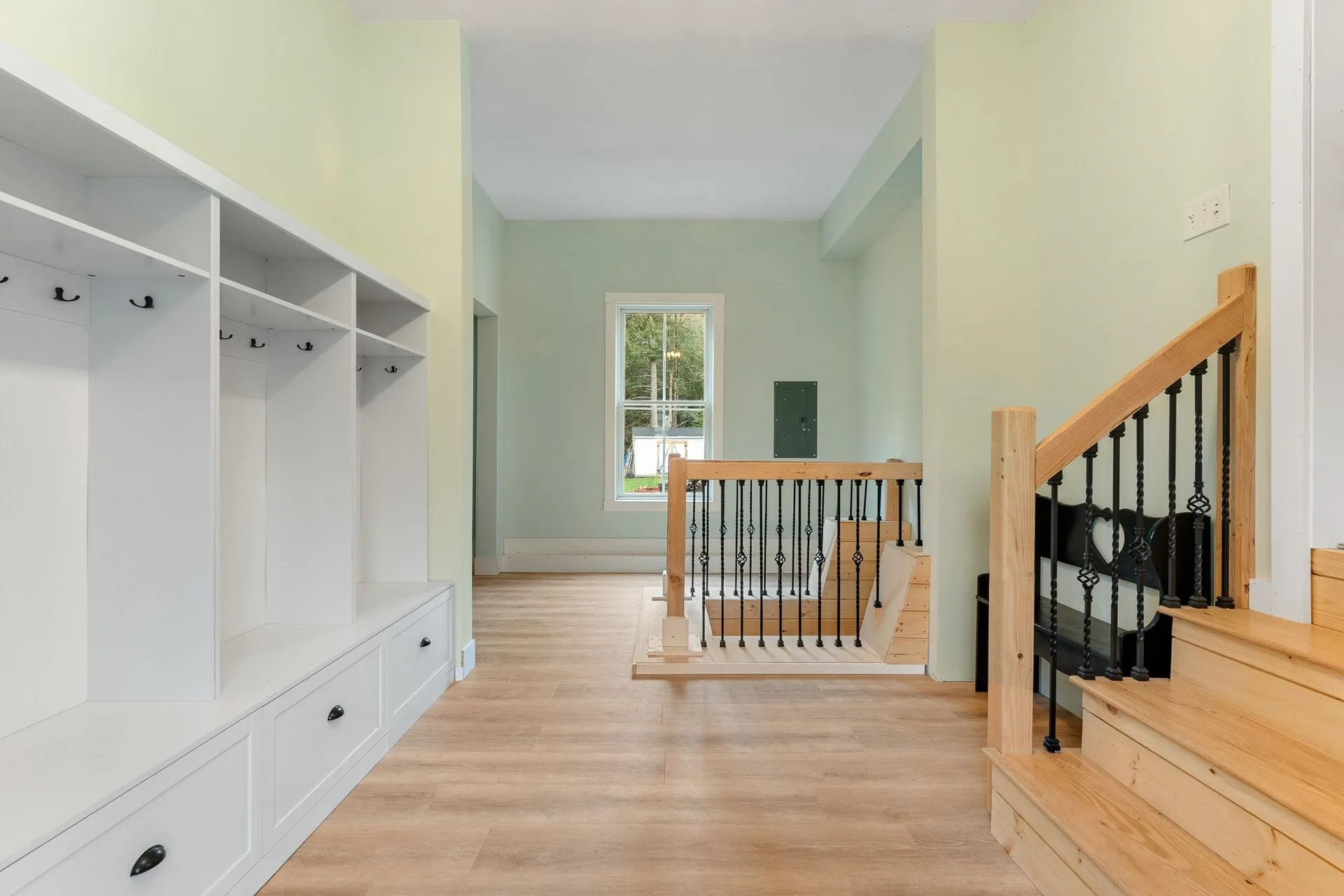 163 E Countryside Road Waterbury VT 05676-4491