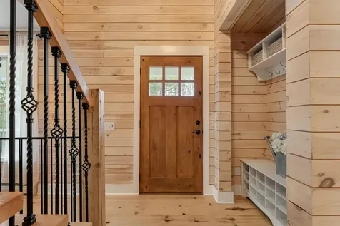 163 E Countryside Road Waterbury VT 05676-4491