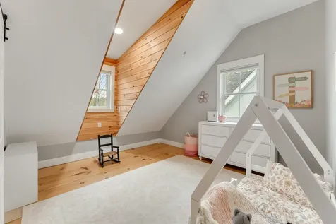 163 E Countryside Road Waterbury VT 05676-4491