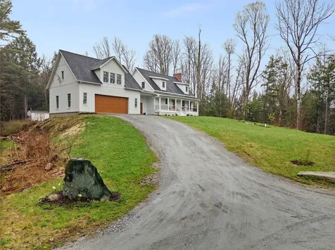 163 E Countryside Road Waterbury VT 05676-4491
