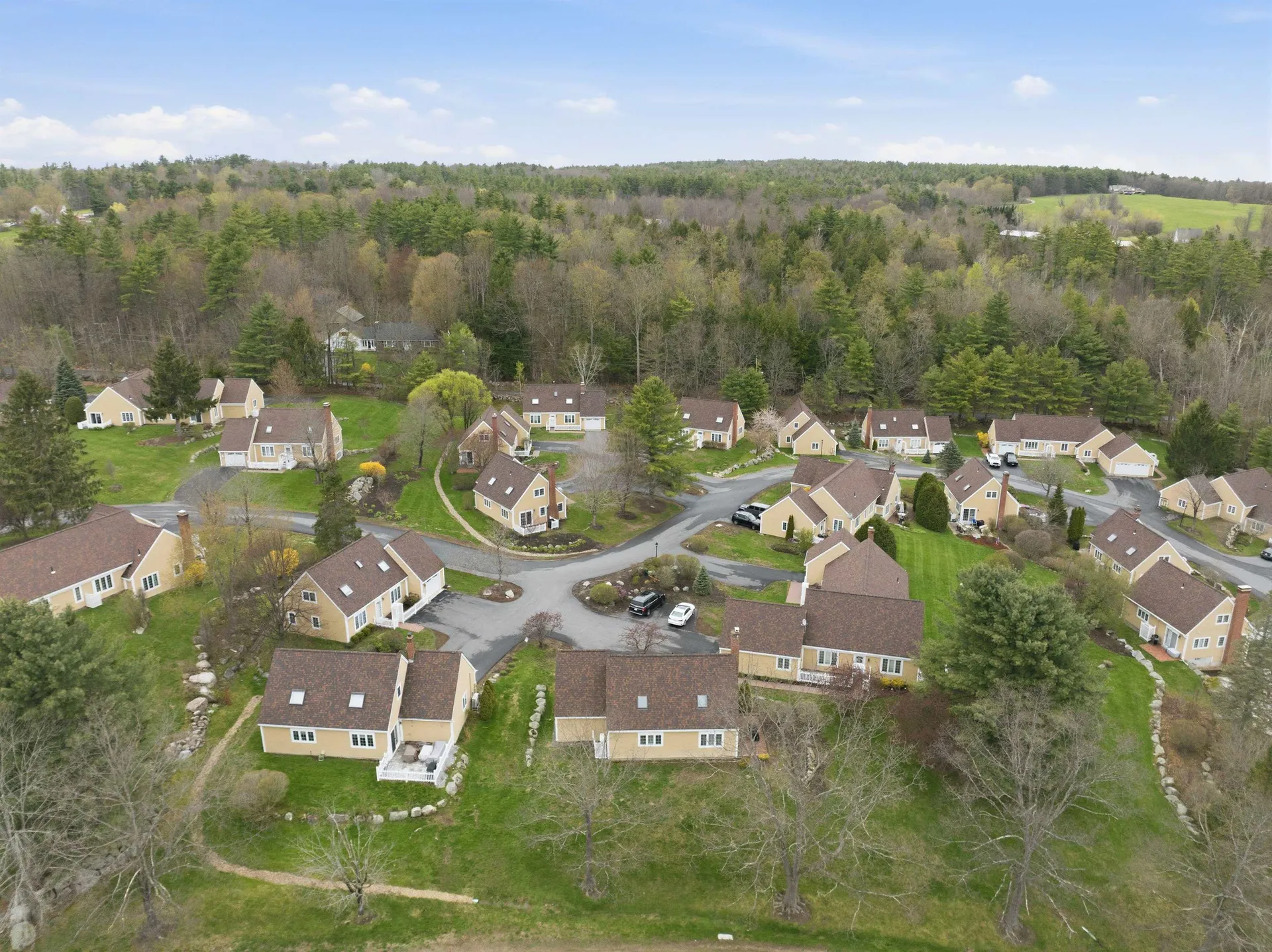 55 Garden Circle Laconia NH 03246