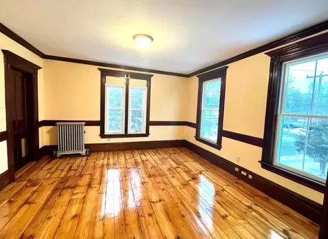 53 Messer Street Laconia NH 03246