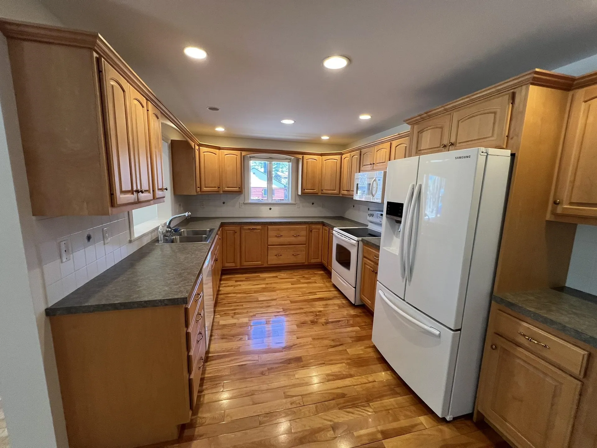 27 Saint James Avenue Milton NH 03851
