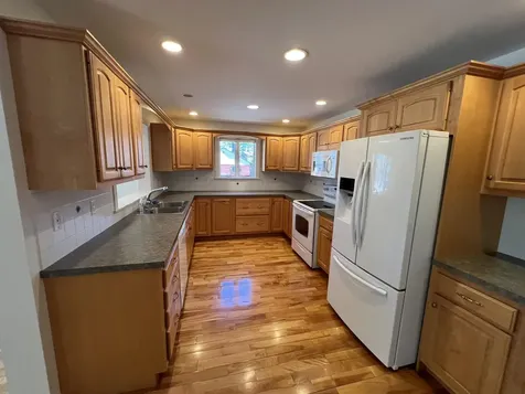 27 Saint James Avenue Milton NH 03851
